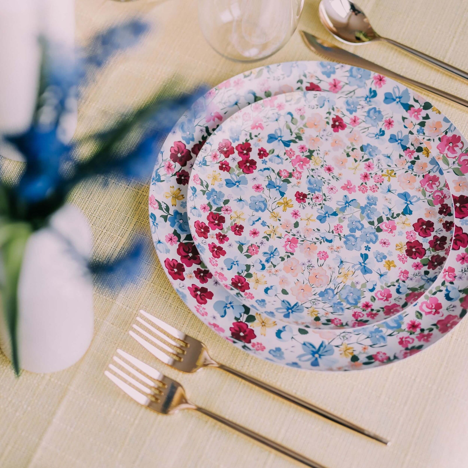 Meadow Paper Plate Collection