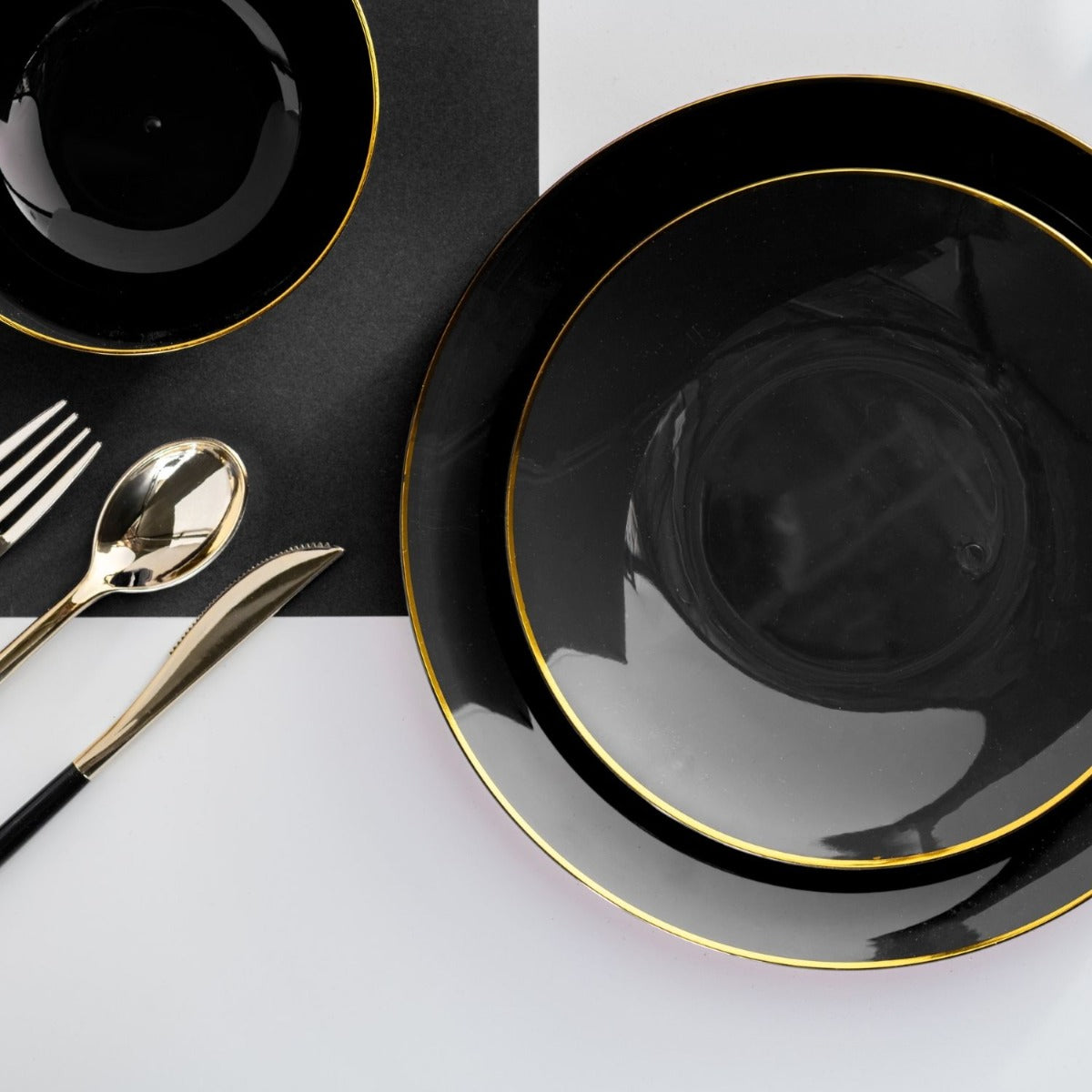 Classic Black/Gold Rim Bowls